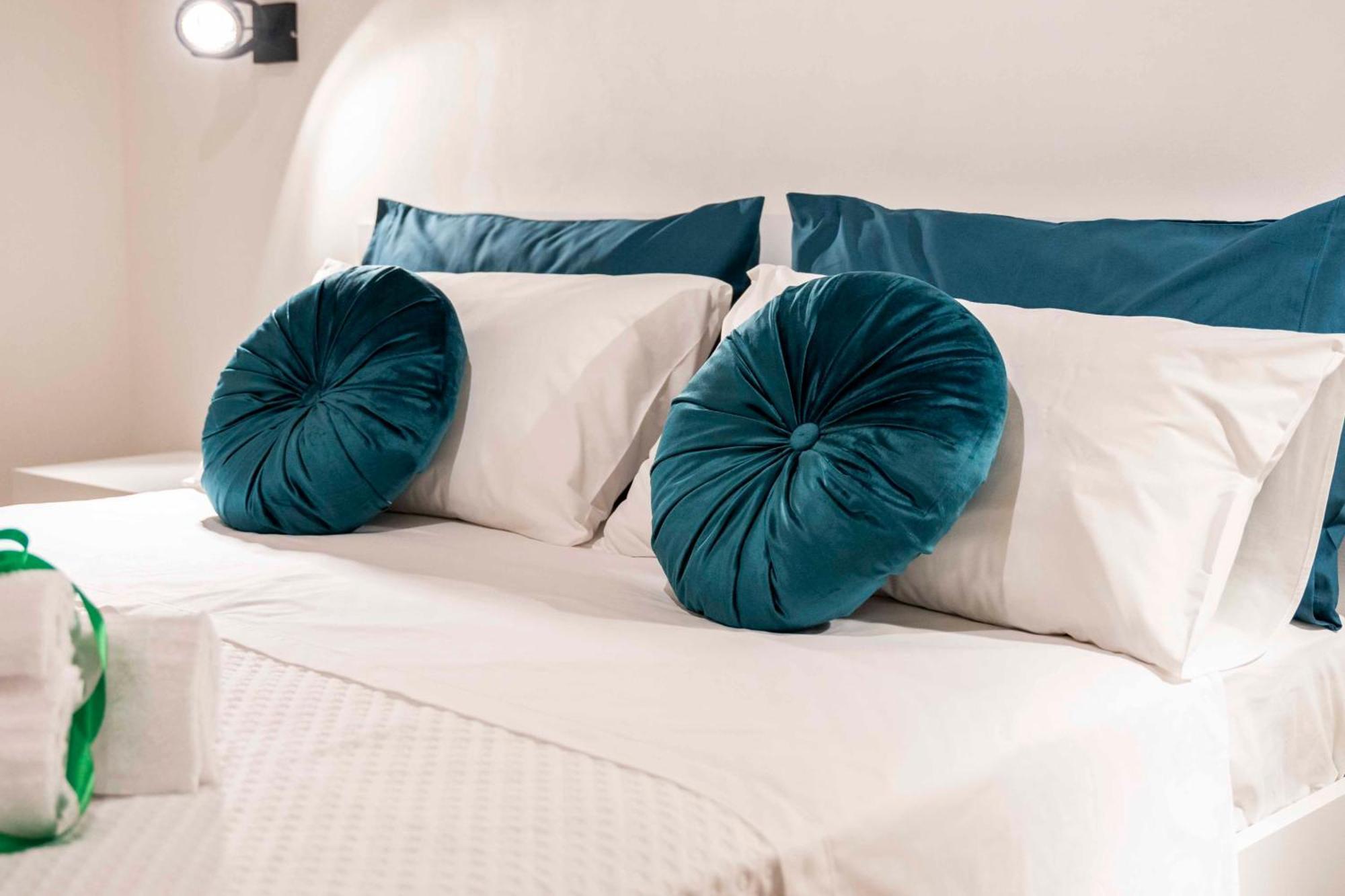 Castel Manfredi Apartments Manfredonia Dış mekan fotoğraf