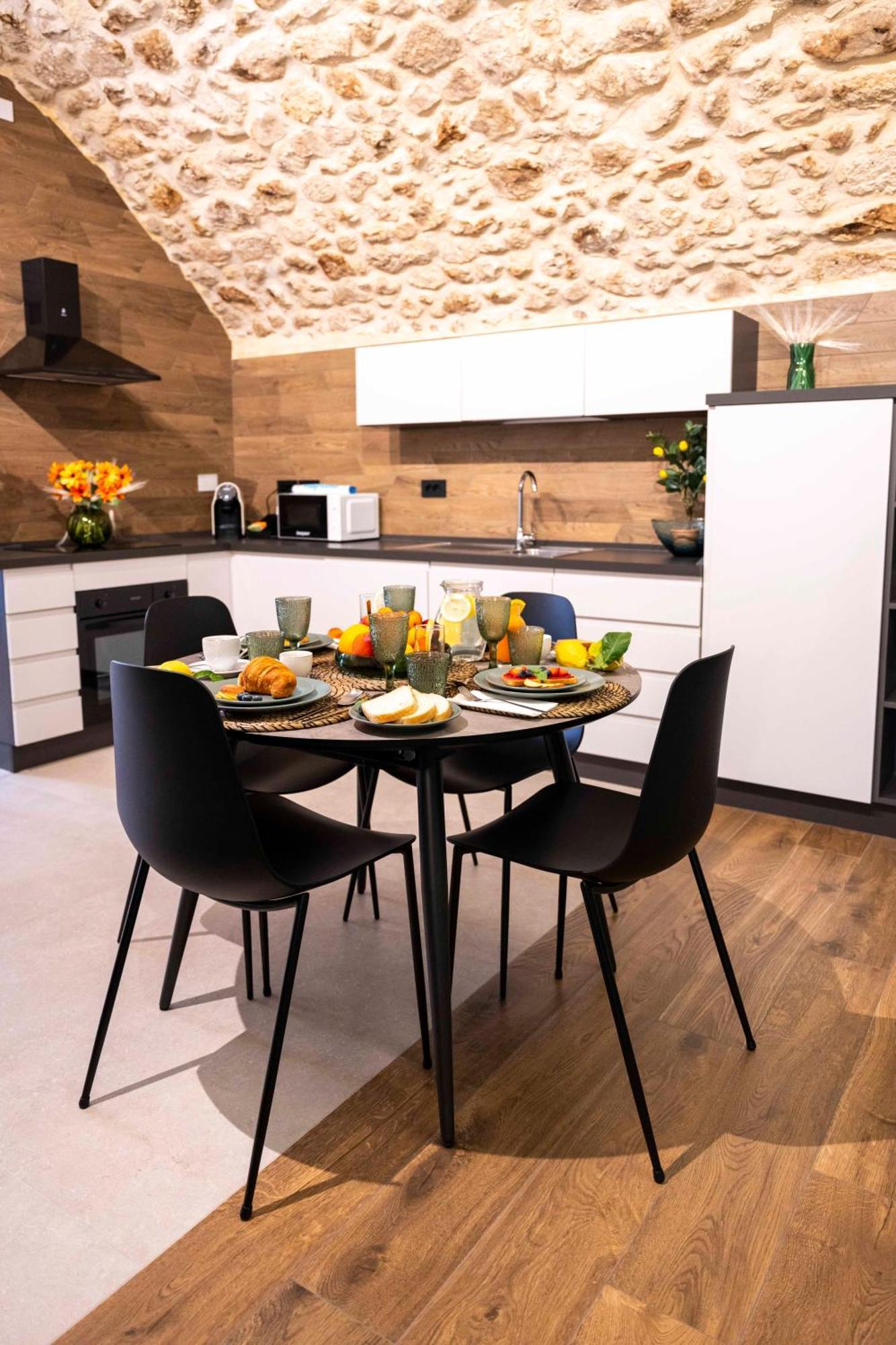 Castel Manfredi Apartments Manfredonia Dış mekan fotoğraf